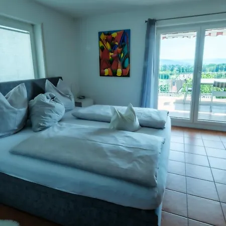 Mit Fernsicht, Nahe Schweizer Grenze Weil am Rhein